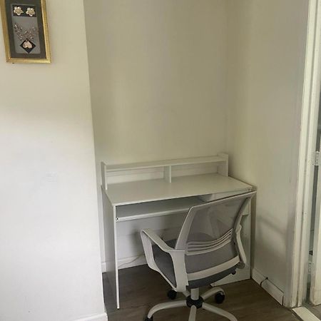 ניו יורק Cozy Room With Private Bathroom מראה חיצוני תמונה