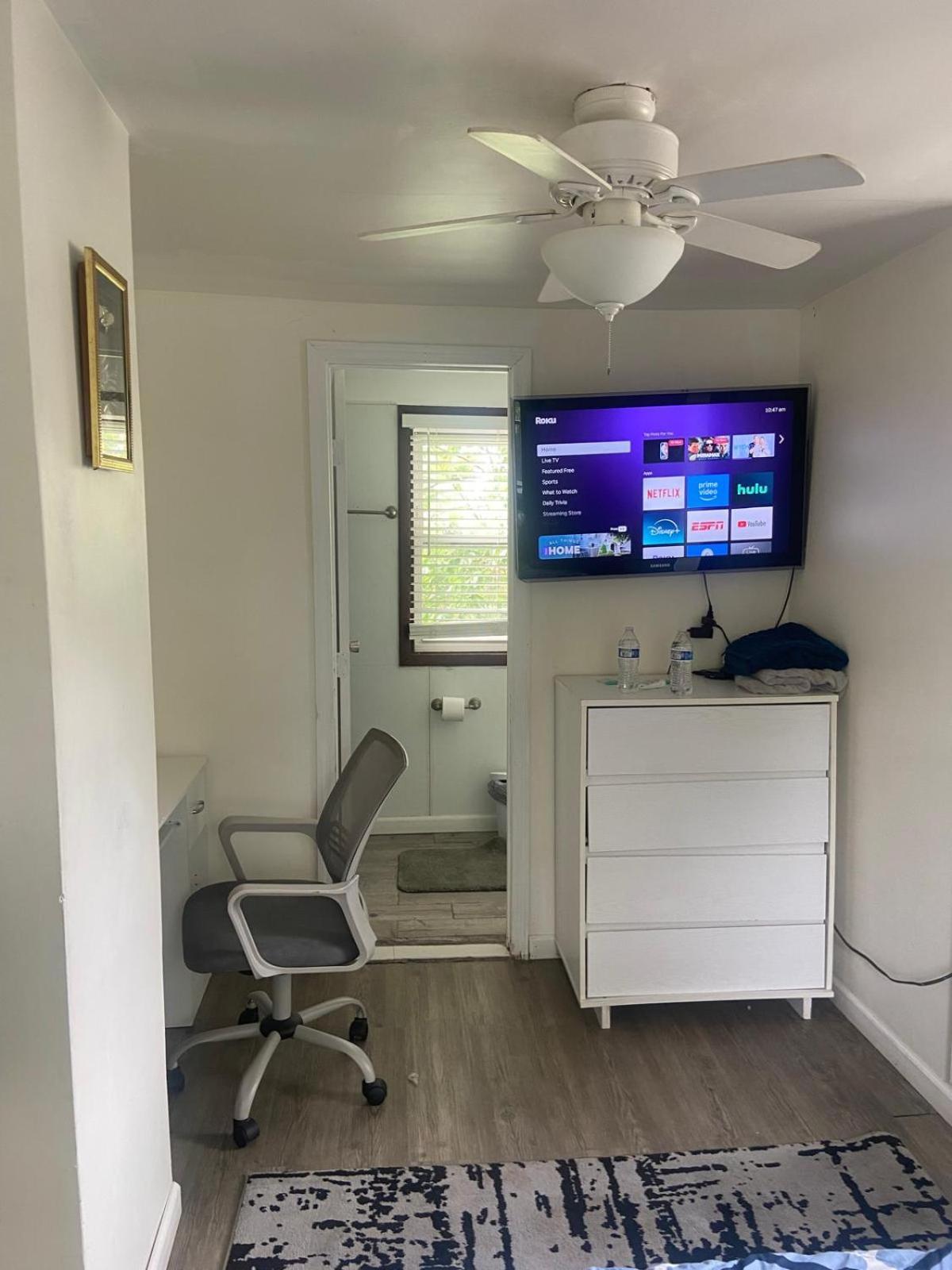 ניו יורק Cozy Room With Private Bathroom מראה חיצוני תמונה